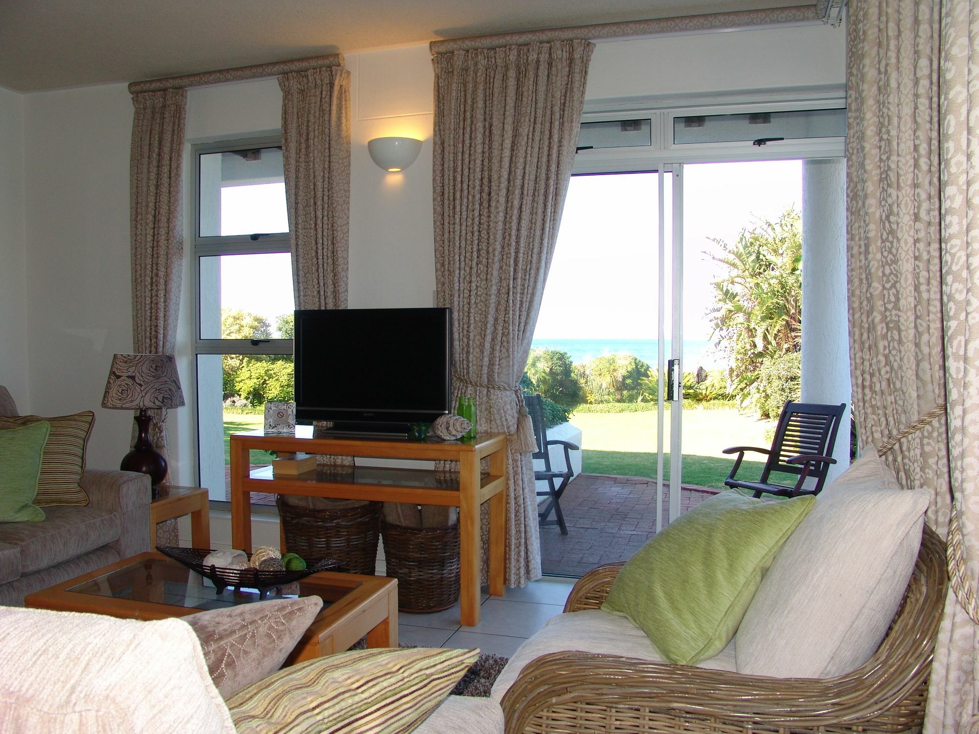Hotel Diaz 15 House On The Bay Jeffreys Bay Esterno foto