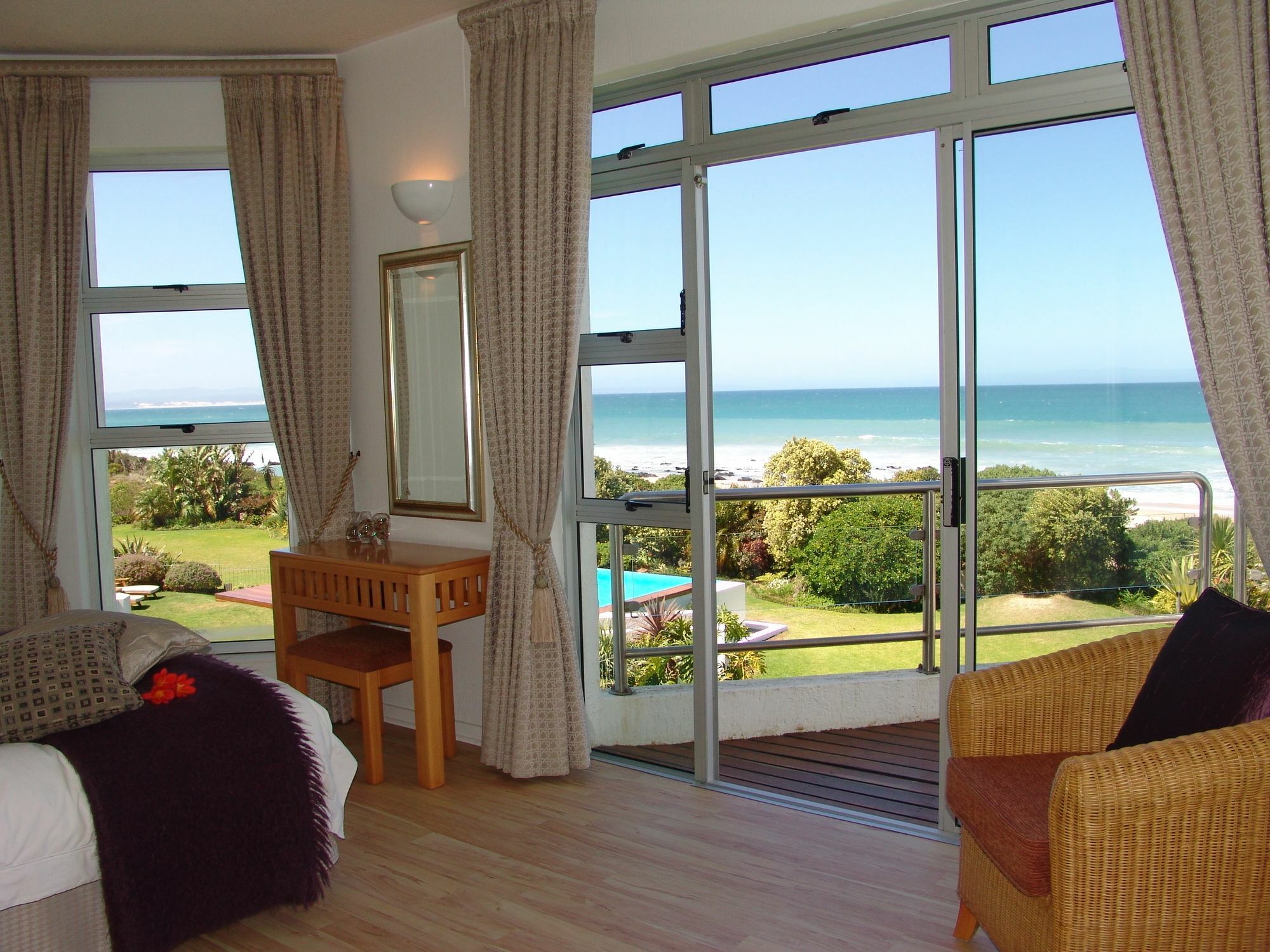 Hotel Diaz 15 House On The Bay Jeffreys Bay Esterno foto